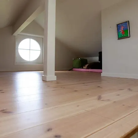 8 Person In Semesterbostad *