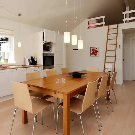 Semesterbostad 8 Person In Nysted